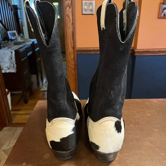 Cowhide cowboy boots - Picture 4 of 14
